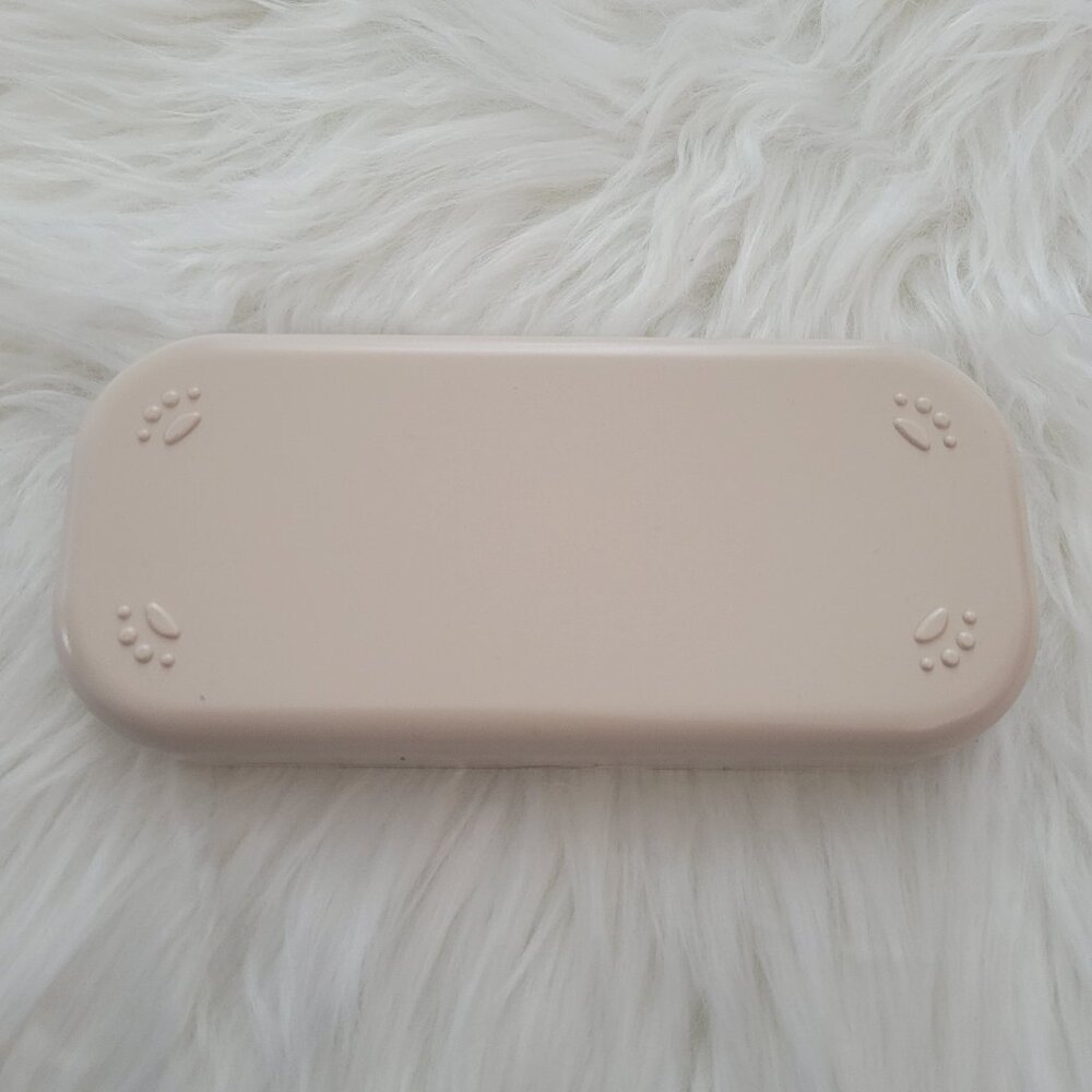 Hello Kitty Hard Shell Glasses Case - Picture 2 of 5